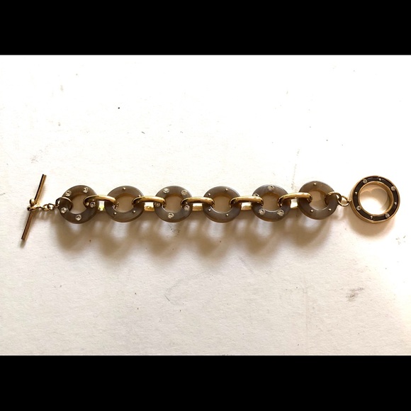 Kate Spade Out Of Her Shell Faux Tortoise Bracelet - Picture 5 of 7